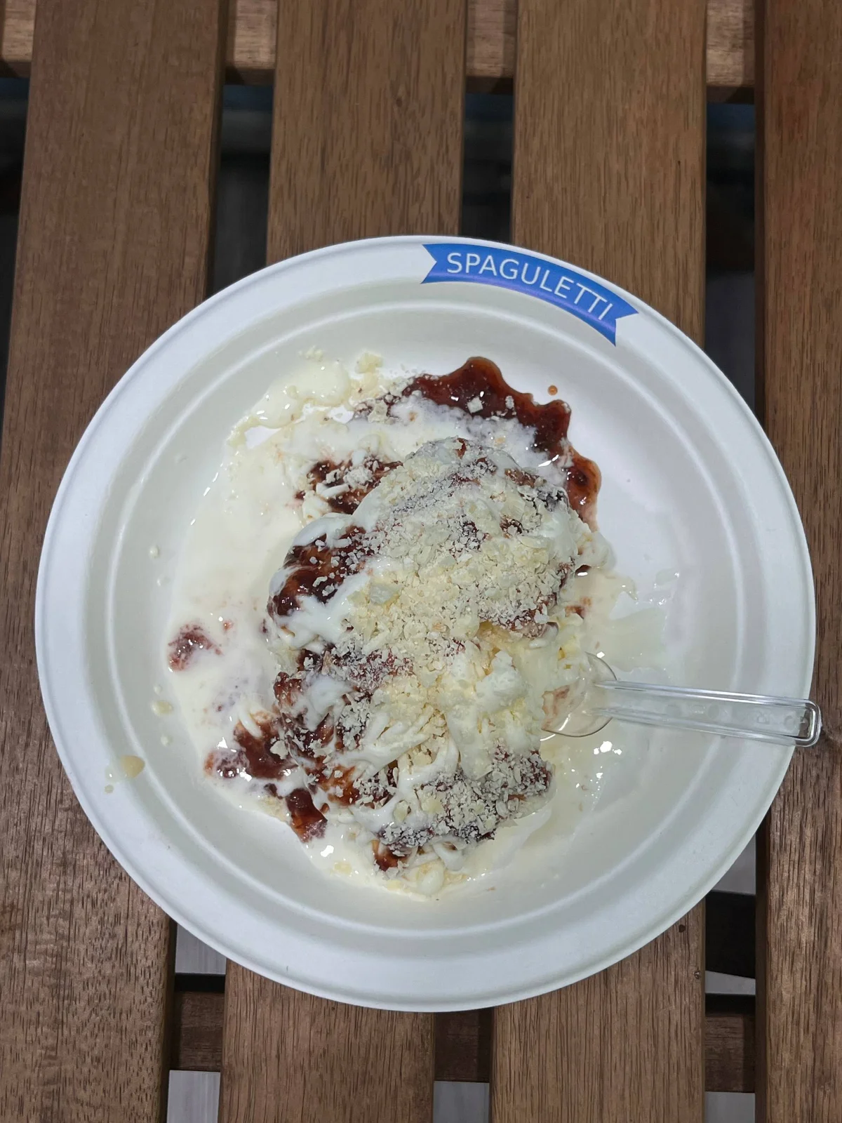 Spaguletti Ice Cream & Waffles