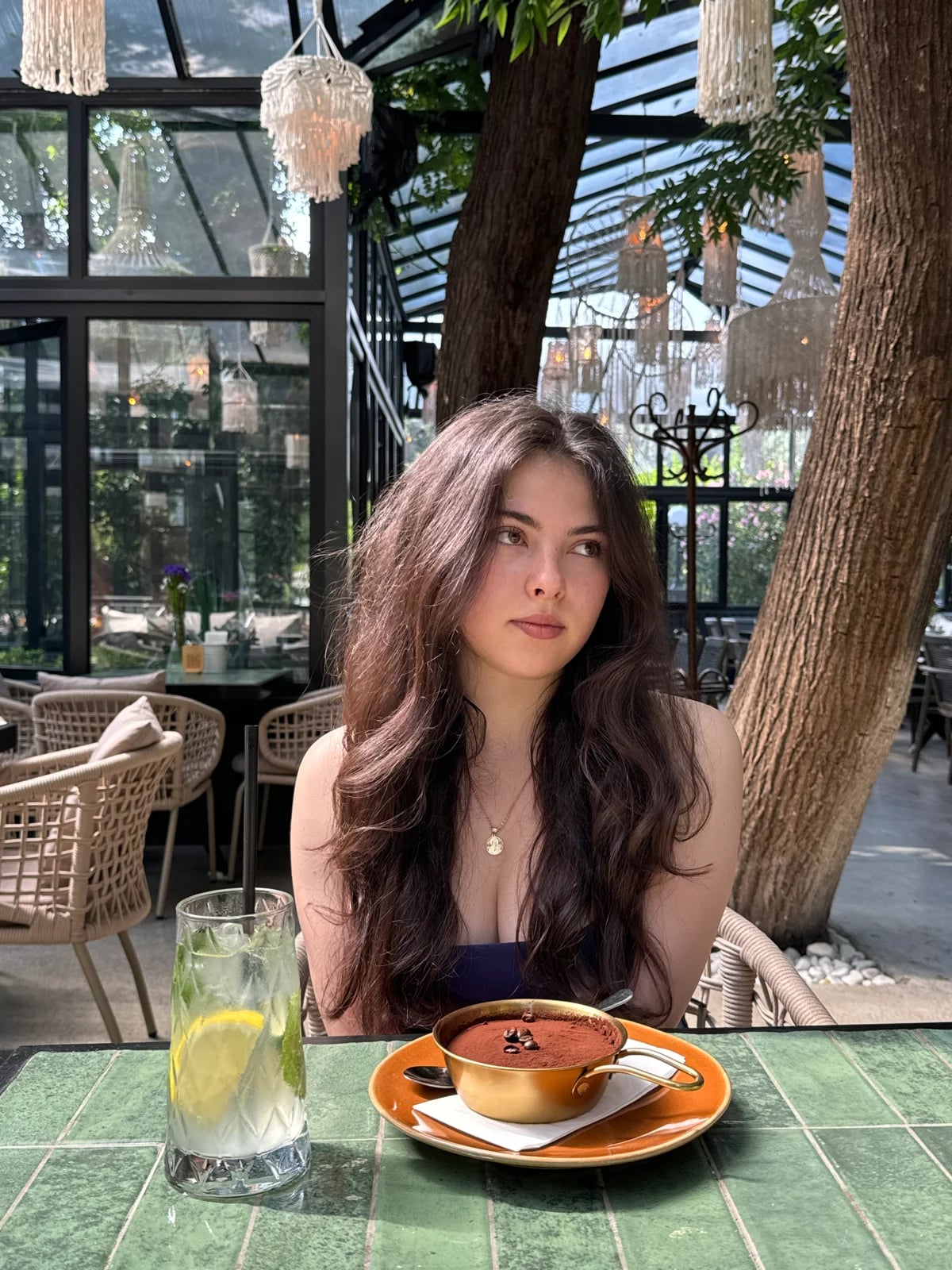 Taoba Cafe · თაობა