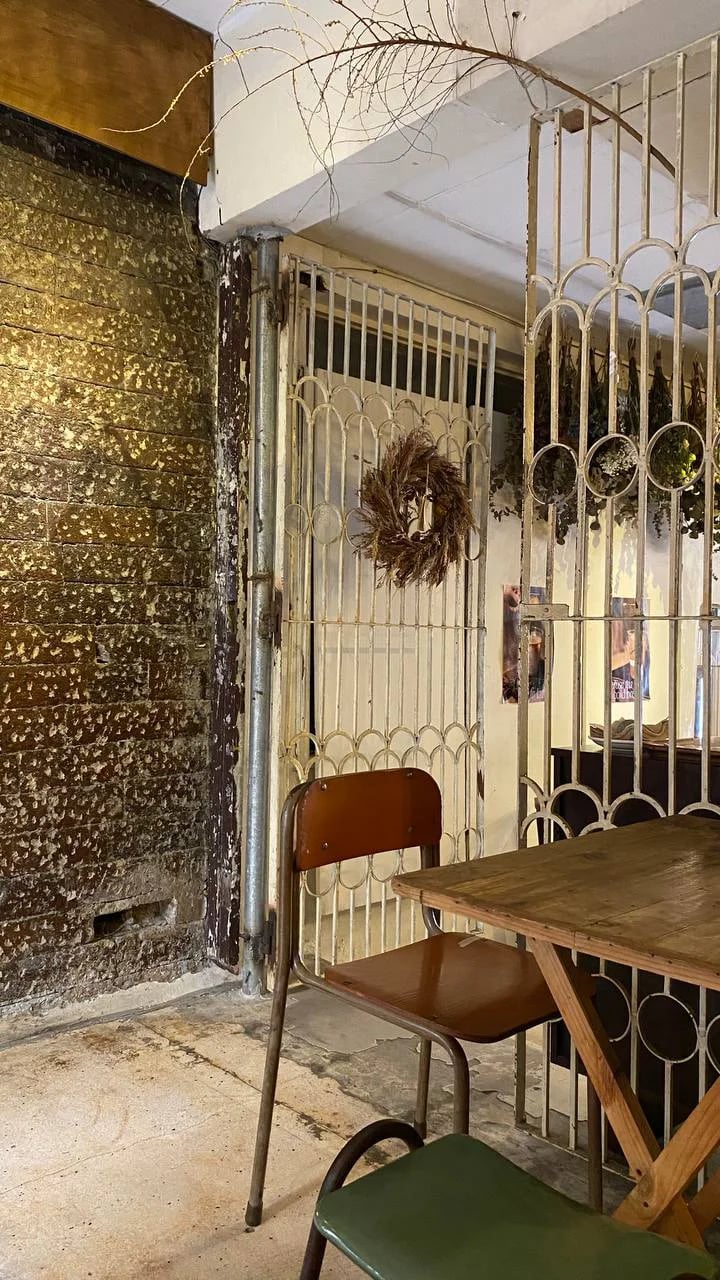 Saglit by Flower Ranch Cafe โ Makati City