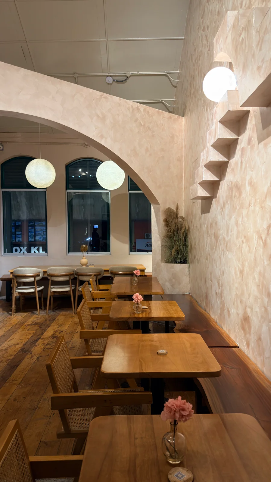 Piccadilly Cafe