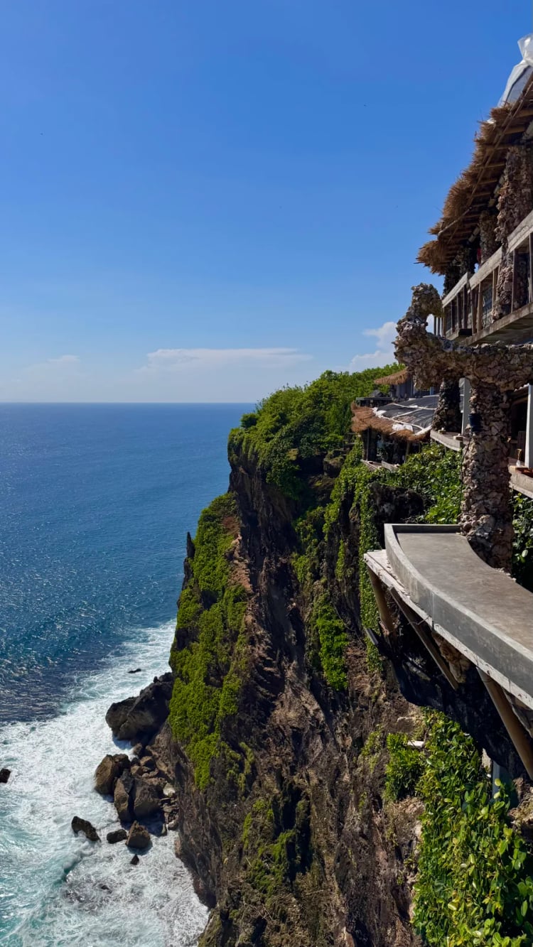 Malini Uluwatu - SEAFOOD & SUNSET — Bali