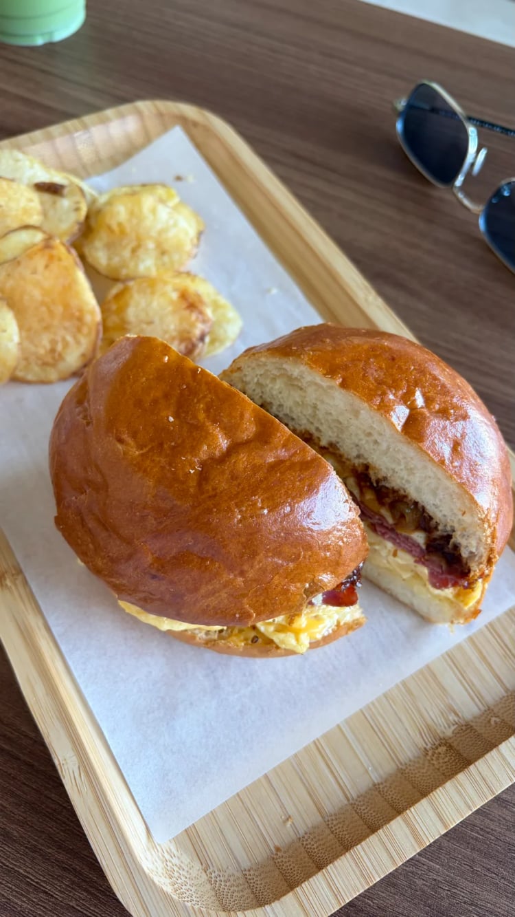 CRMBS BAKEHOUSE — Dubai