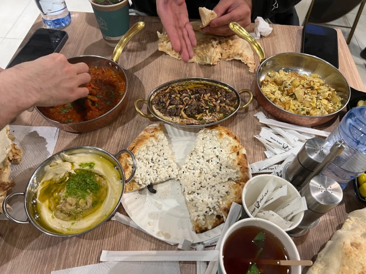 Qasmieh Al-Fawal Restaurant — Riyadh