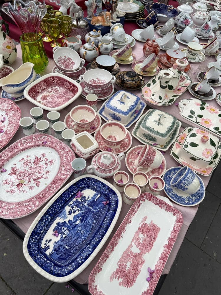 Dry Bridge Market — Tbilisi