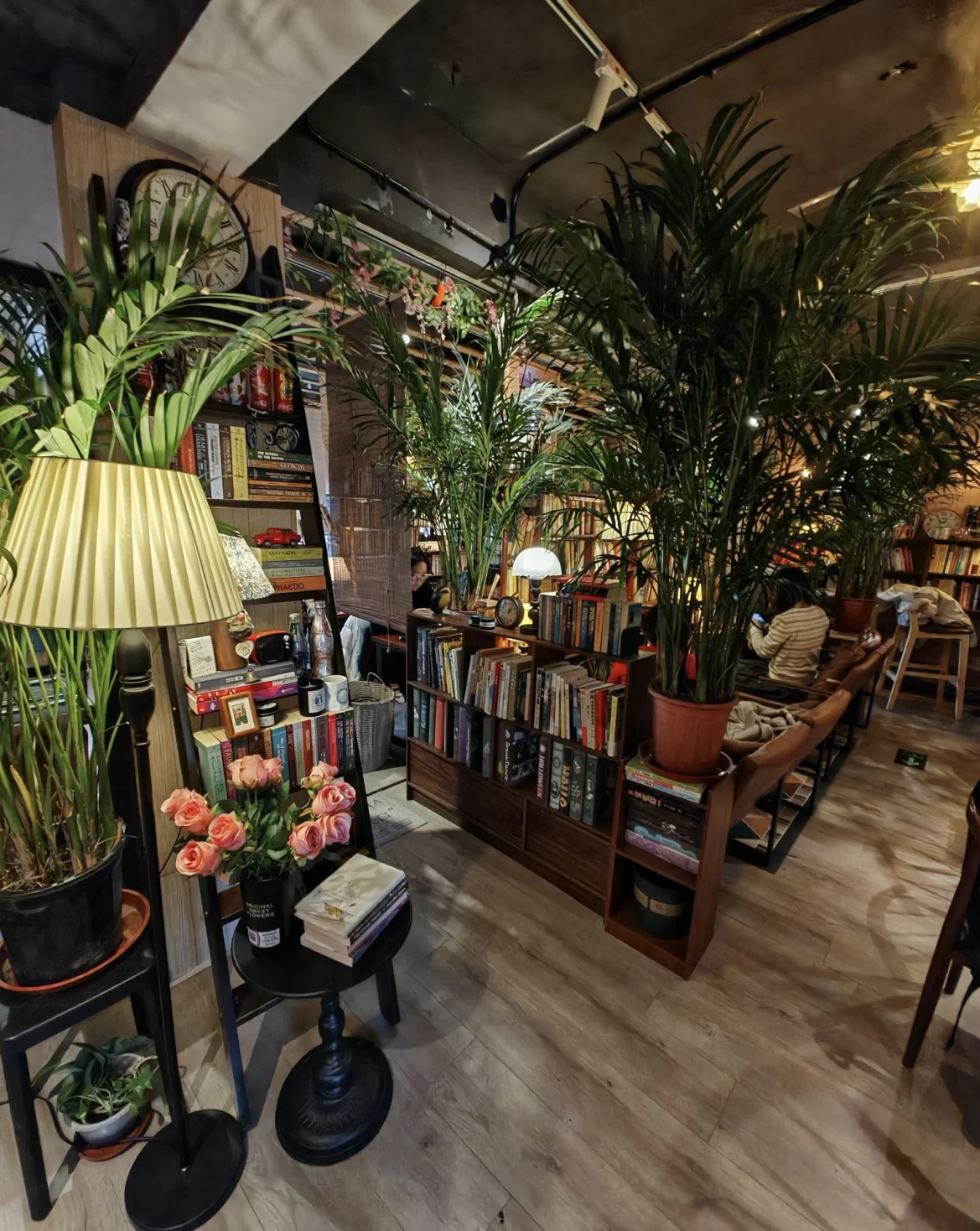 Book Cafe