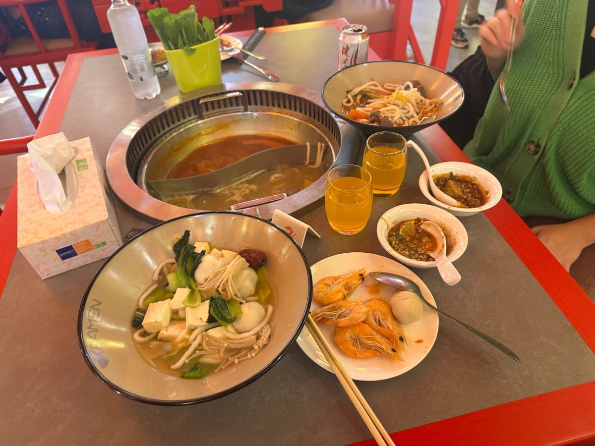 Lao Lao hotpot