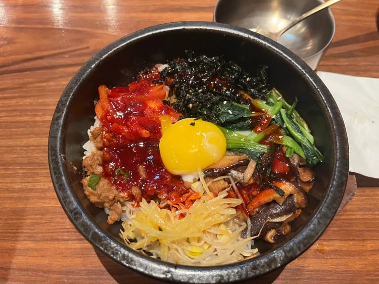 Yache韓式蔬食 松江店 — Taipei