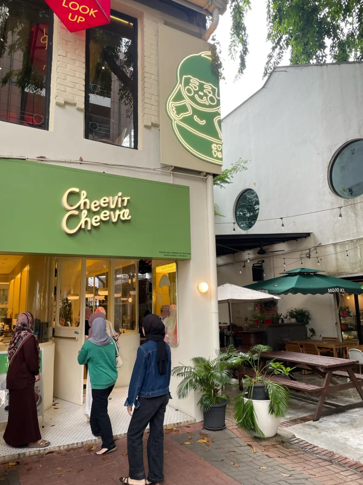 Cheevit Cheeva — Kuala Lumpur