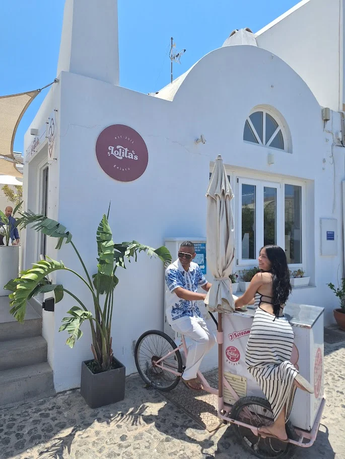 Lolita's Gelato — Oia