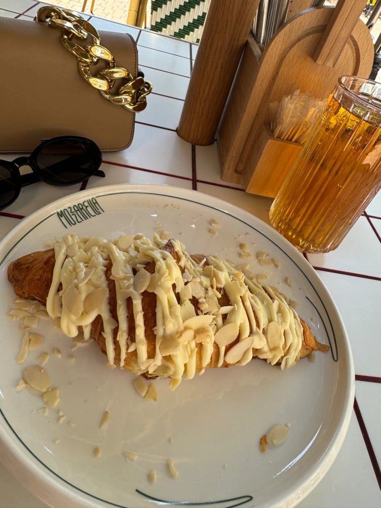 Mozzarella — Yerevan
