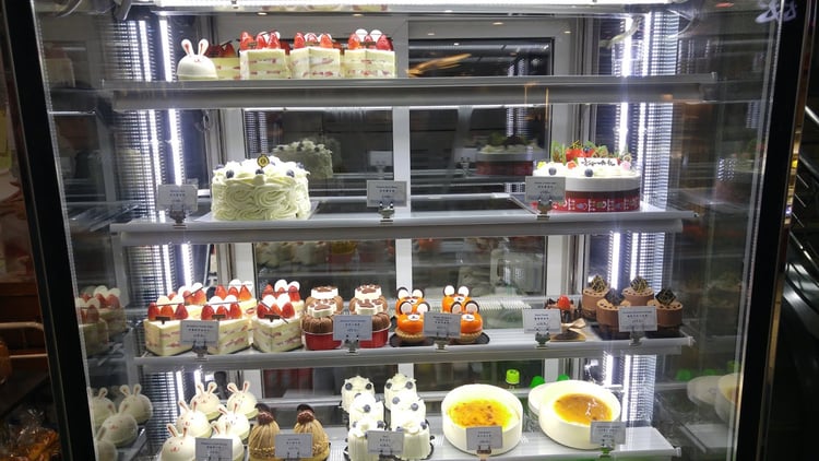 Lillian Cake Shop — Shanghai