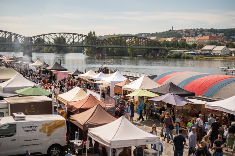 Farmers' Saturday market — Praha 28