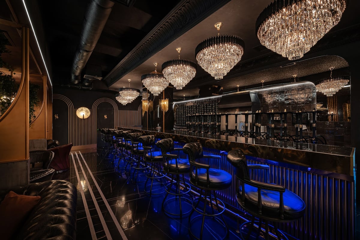 TIMELESS Luxury Lounge