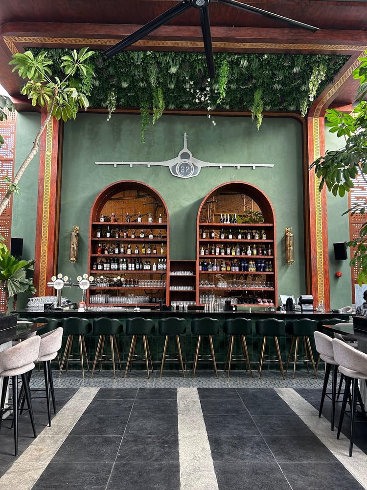 Runway 27 Taproom and Kitchen — Bengaluru