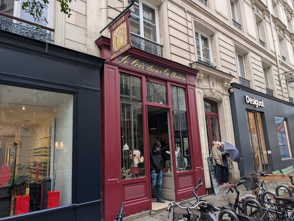 Le Loir dans La Théière