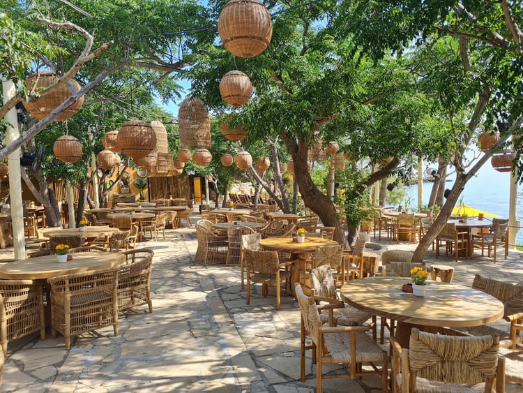 Serena Beach Restaurant — Paralimni