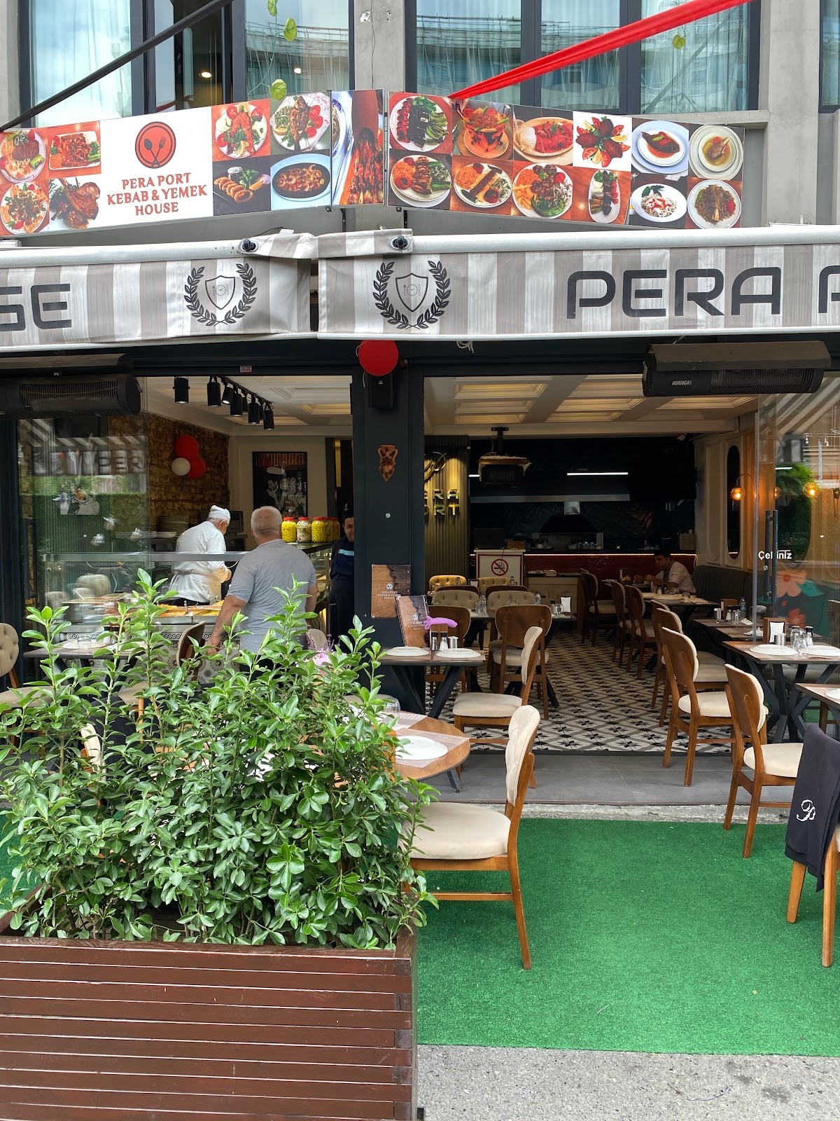 Pera Port Lounge