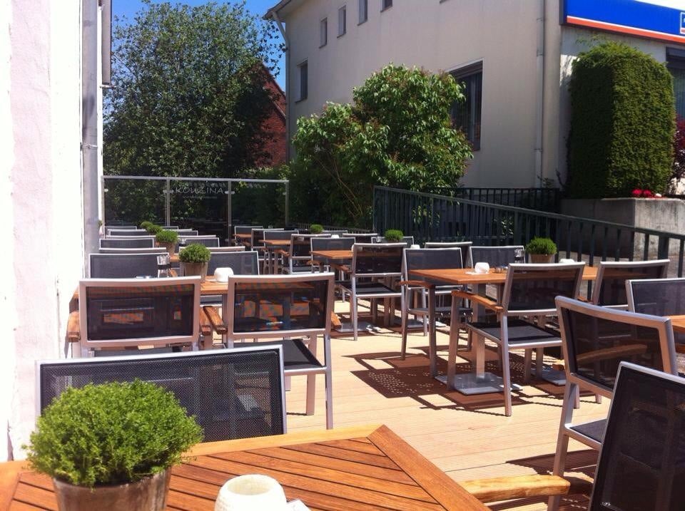 Kouzina Restaurant