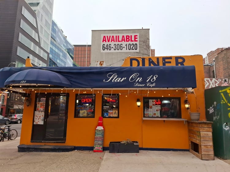 Star On 18 — New York