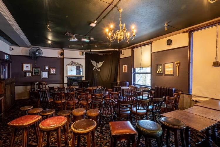 Camden Head — London