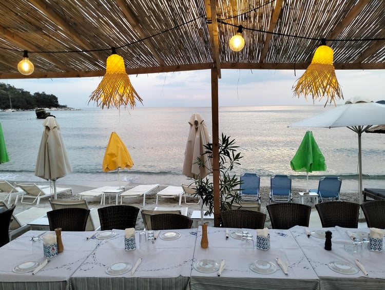 Beba Greek Taverna — Chrysi Ammoudia