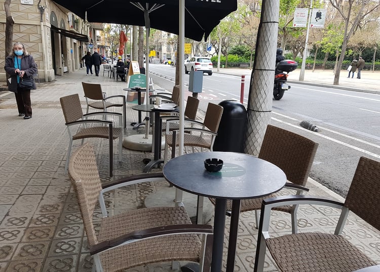Starbucks Barcelona Sagrada familia — Barcelona
