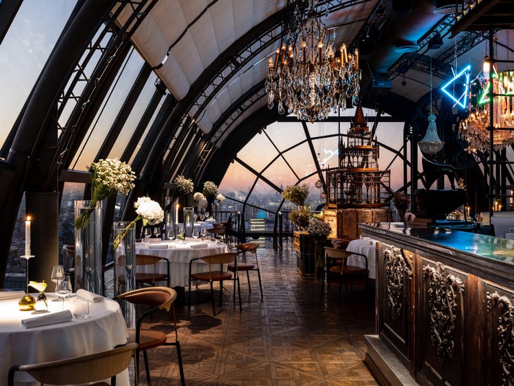 White Rabbit — Moscow