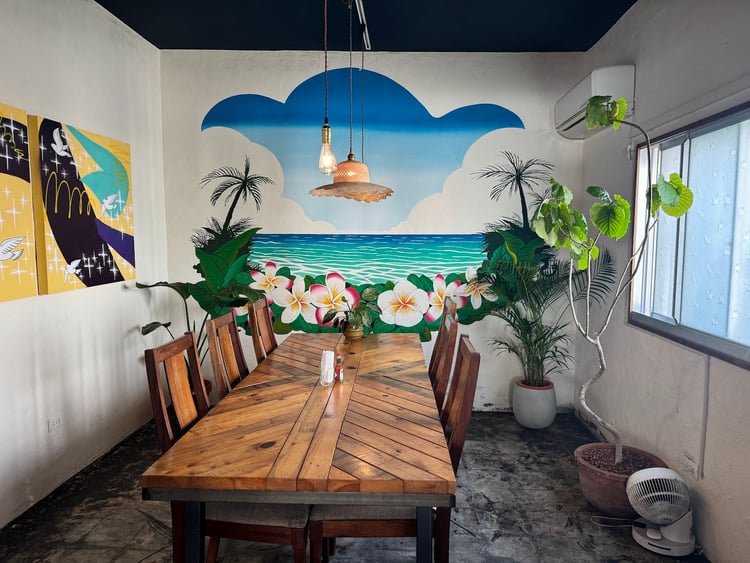 Good Day Coffee — Chatan