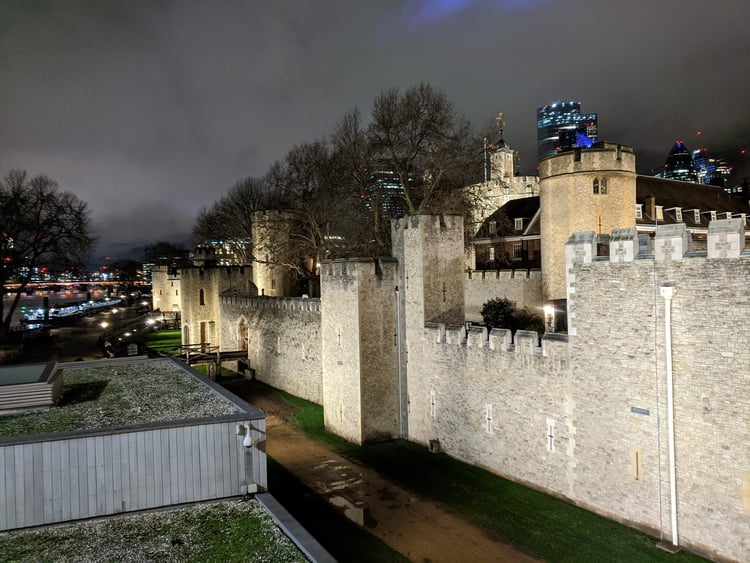 The Corner | London City — London