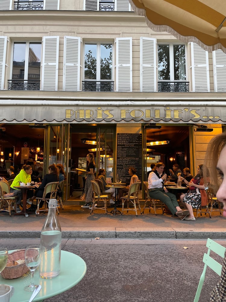 Paris Follie's — Paris