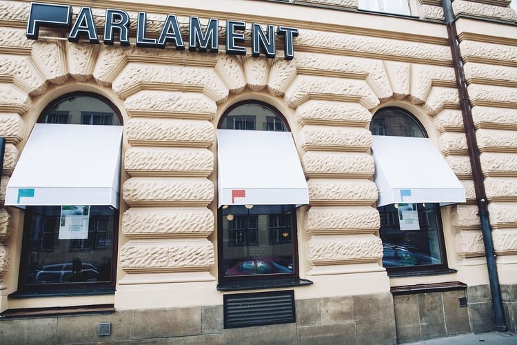 Vinohradský Parlament Restaurant — Praha 2