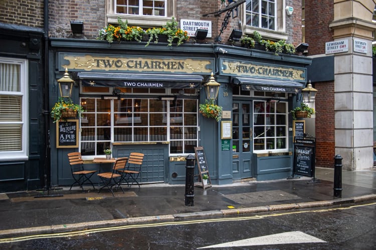 Two Chairmen — London