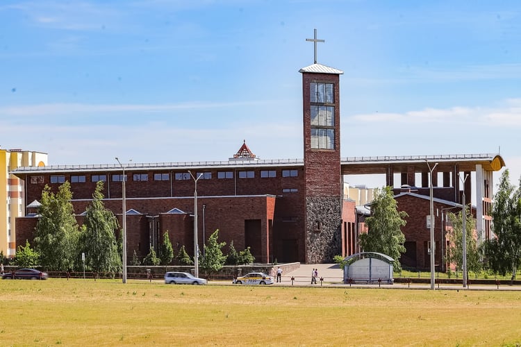Kostol Presvyatogo Iskupitelya — Hrodna