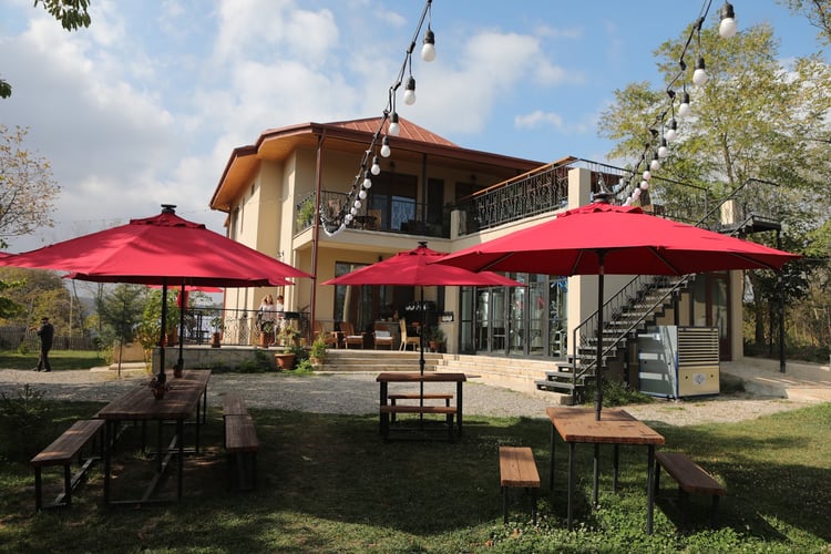 Lost Ridge Inn, Brewery & Ranch — Sighnaghi