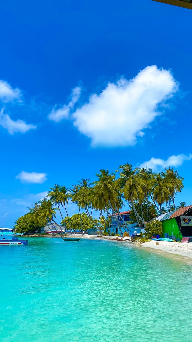 Thulusdhoo — Kaafu Atoll