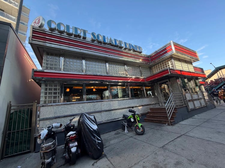 Court Square Diner — New York