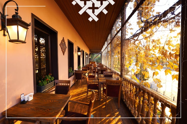 Restaurant Pasanauri On Baratashvili Str — Tbilisi