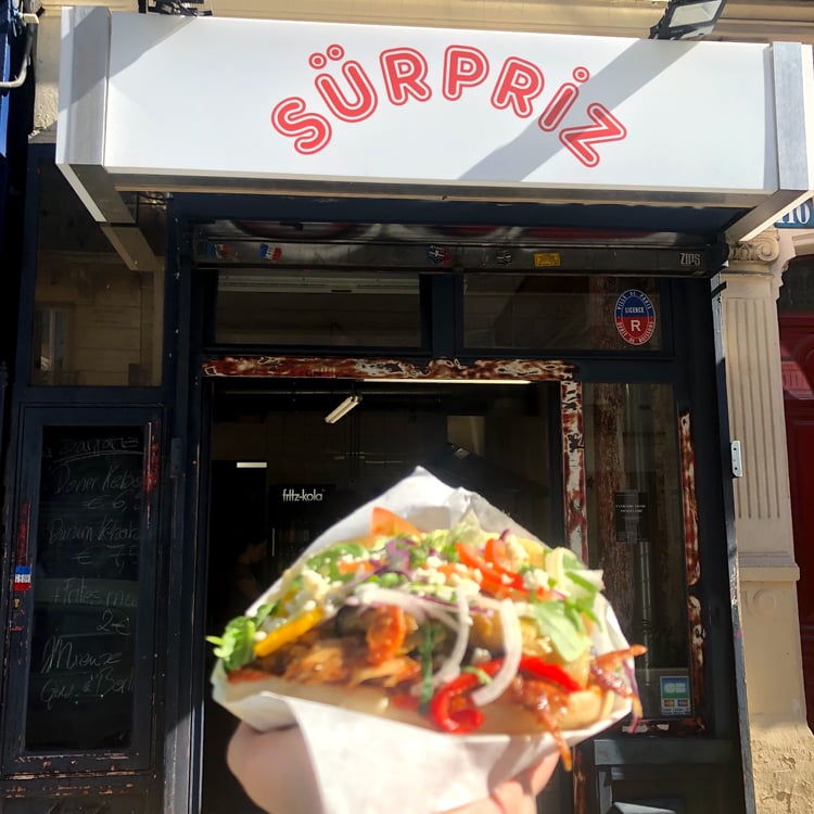 Sürpriz — Paris