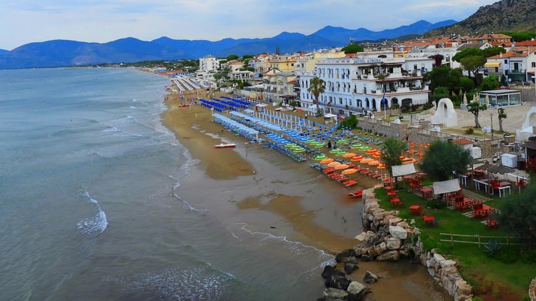 Spiaggia Sperlonga โ Sperlonga