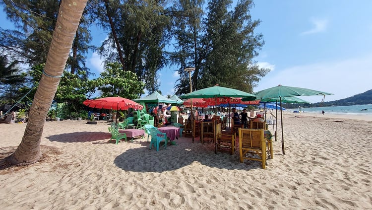 Toy on da Beach - Sunset Bar — Choeng Thale