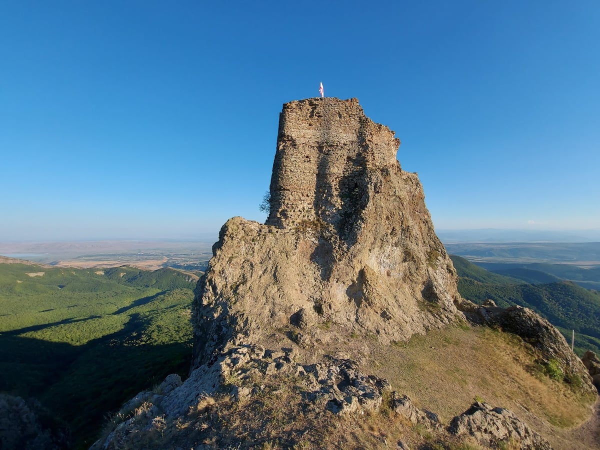 Azeula Fortress