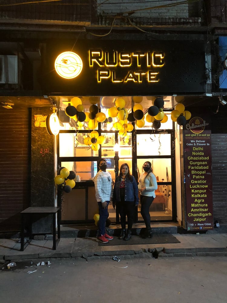 Rustic plate — Delhi