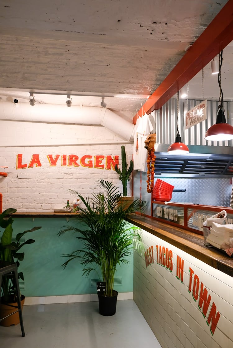 La Virgen — Moscow