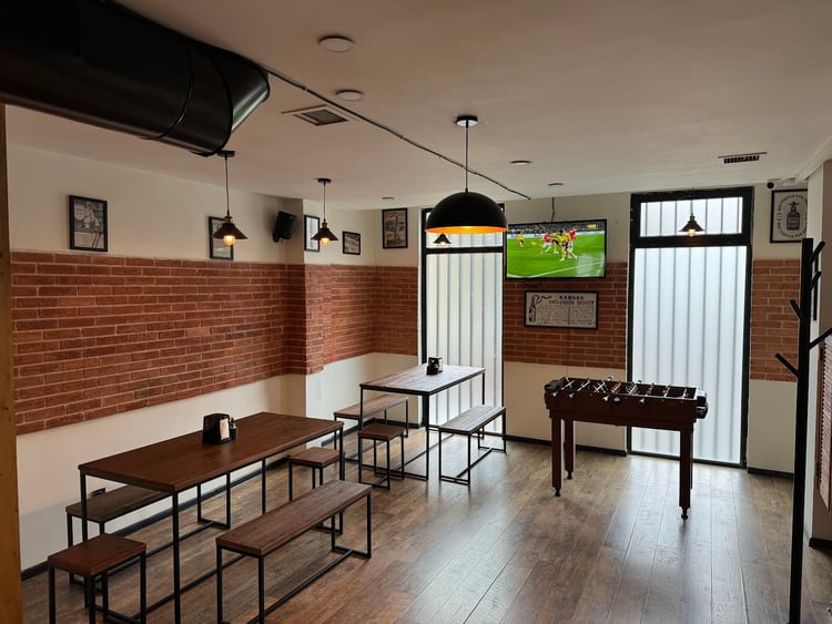 Red Lion Pub — Tbilisi
