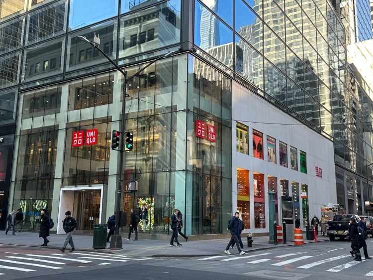 UNIQLO 5th Avenue — New York