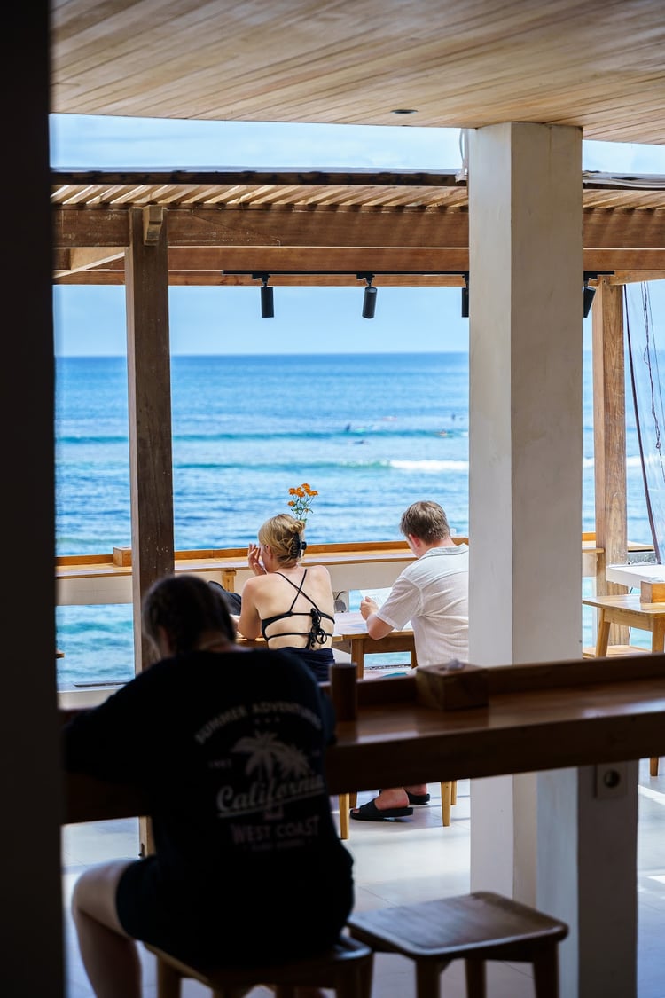 JIMMY BEACH CAFE — Bali