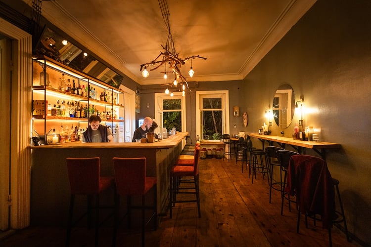 Crossroads Bar — Tbilisi