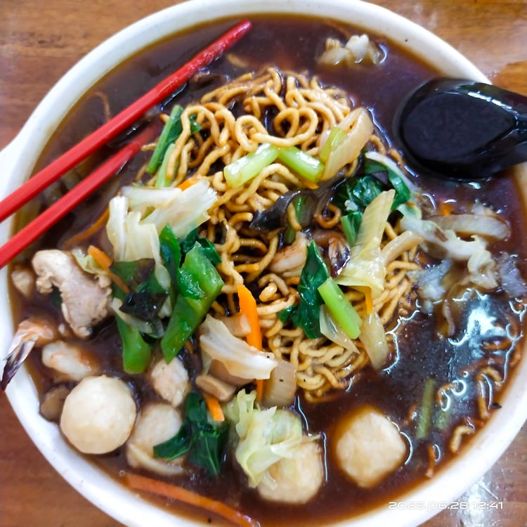 Family Kitchen Cafe 家庭厨房 — Kota Kinabalu