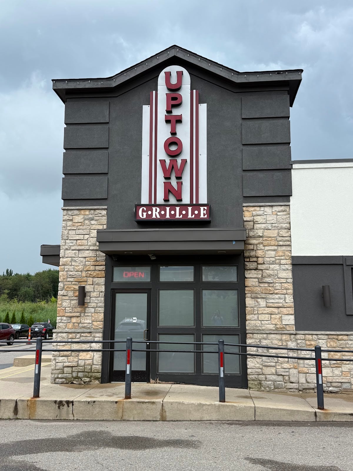 Uptown Grille