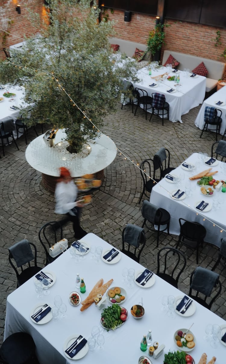 The Blue Fox Restaurant — Tbilisi